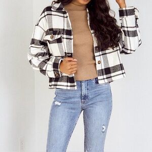 Cropped flannel plaid black white jacket shacket by Moonbeam.M button up Pockets